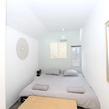 Cosy Et Calme Hyper-centre Bouffay דירה *